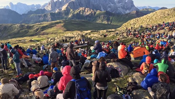 L' Alba dei Suoni delle Dolomiti
