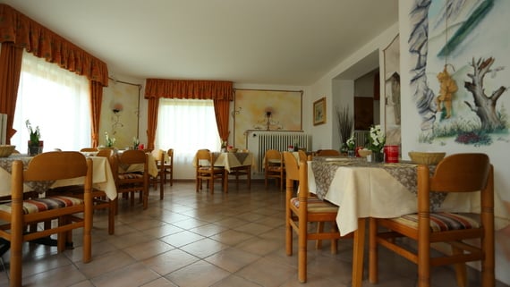 Garnì Miravalle*
