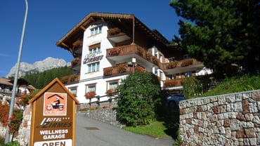 Hotel Zirmes***